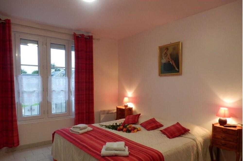 Place Alexandre Stanier Apt N 7 Avec Terrasse Анел Екстериор снимка