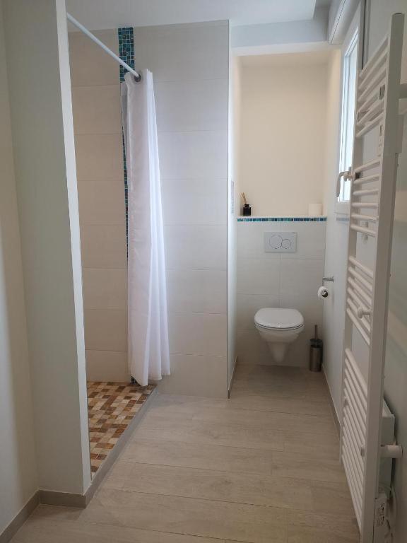 Place Alexandre Stanier Apt N 7 Avec Terrasse Анел Екстериор снимка