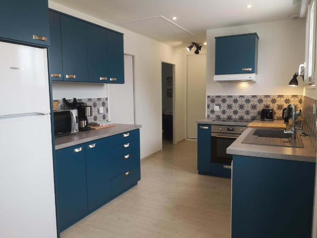 Place Alexandre Stanier Apt N 7 Avec Terrasse Анел Екстериор снимка