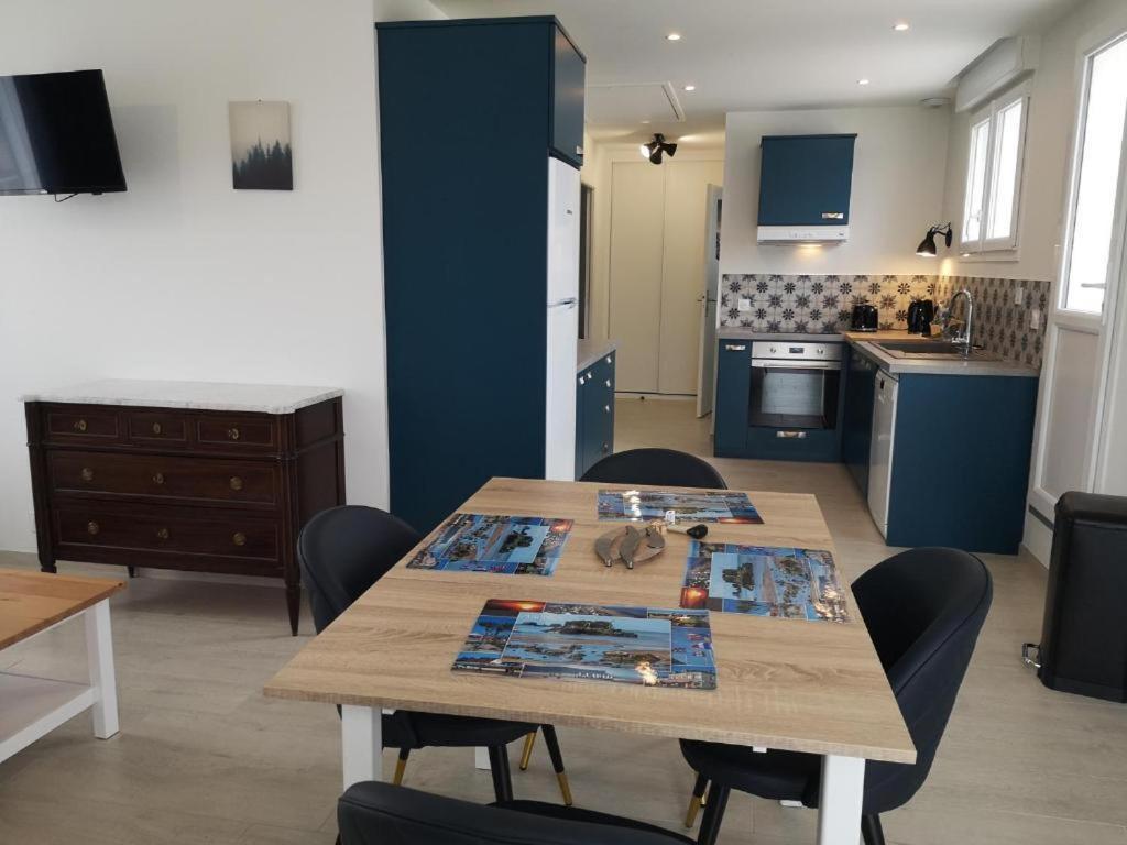 Place Alexandre Stanier Apt N 7 Avec Terrasse Анел Екстериор снимка